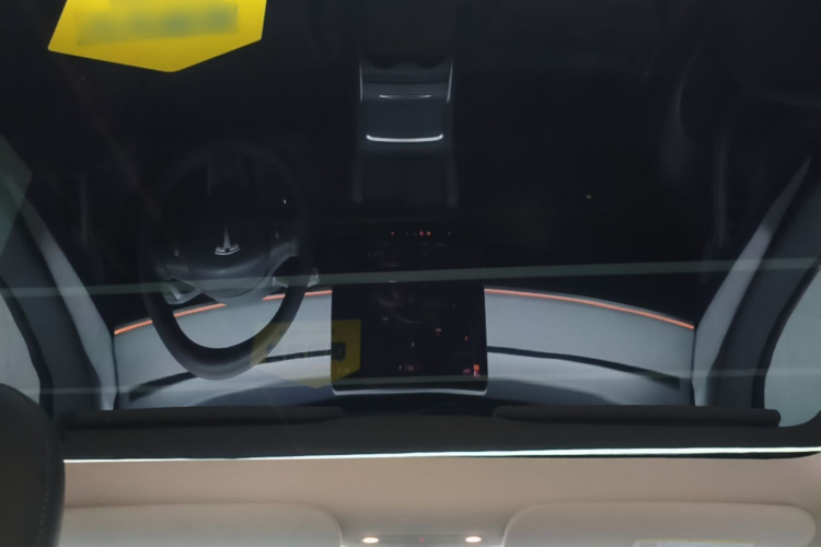 Tesla Model Y 2024 #18 Tesla Model Y 2024 car image #18