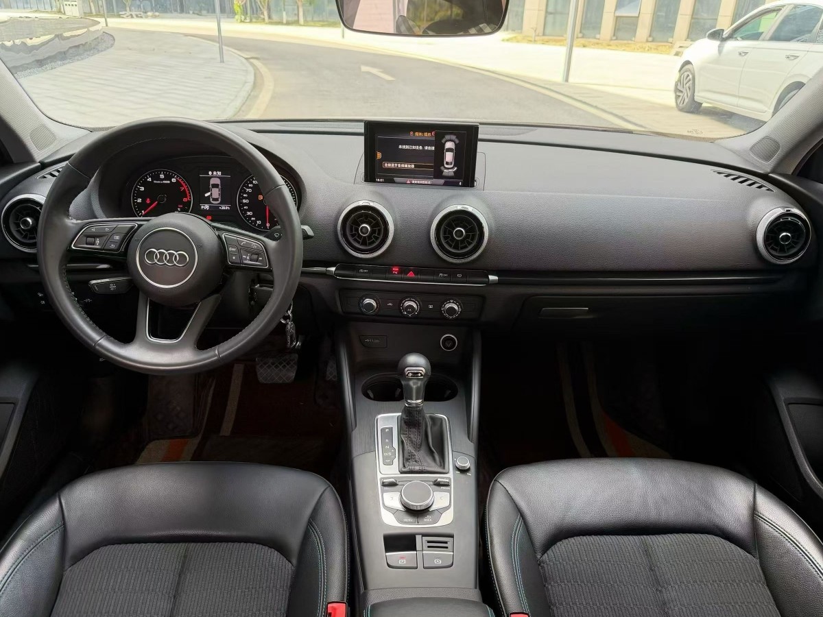 Audi A3 2021 immagine di auto #5