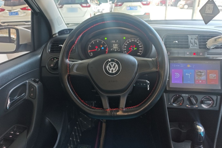 Volkswagen Polo 2019 #11 Volkswagen Polo 2019 car image #11