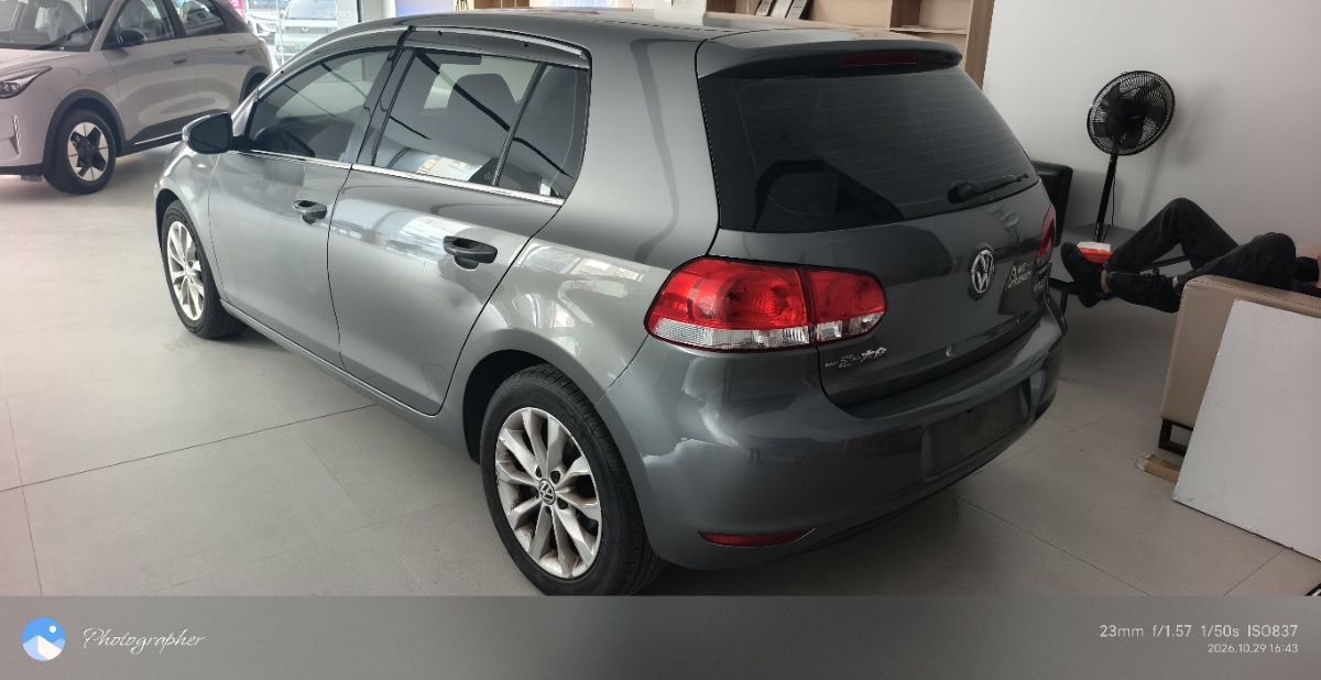 Volkswagen Golf 2011 imagem de carro #5