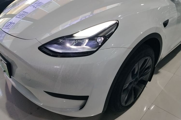 Tesla Model Y 2024 #23 Tesla Model Y 2024 car image #23