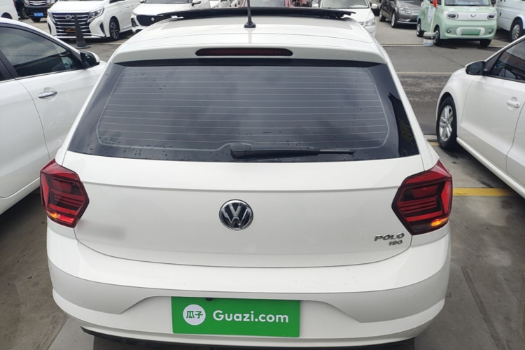 Volkswagen Polo 2020 car image #6