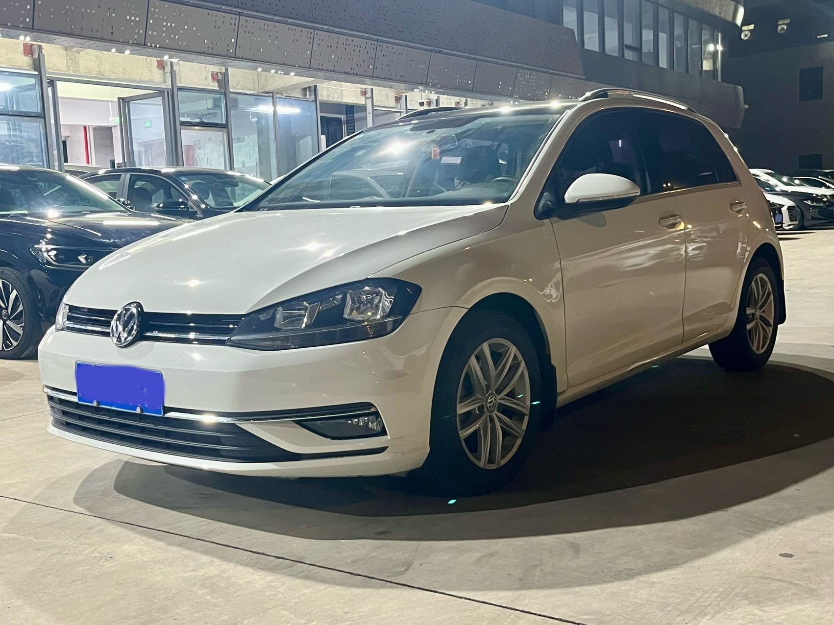 2018 immagine di auto 
