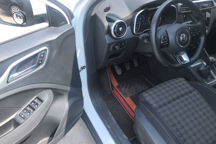 MG ZS 2019 immagine di auto #16
