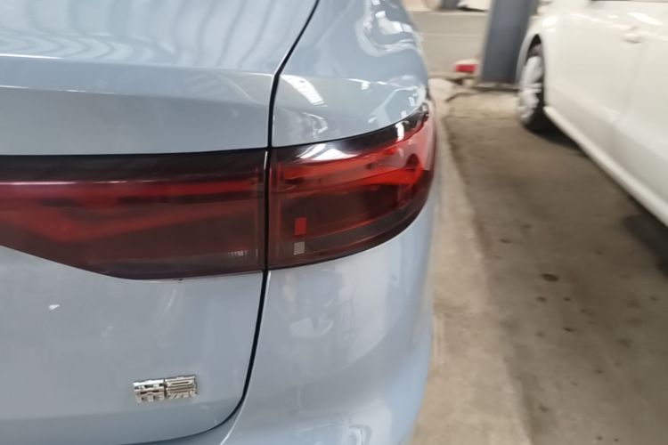 GEELY Emgrand 2024 #8 GEELY Emgrand 2024 car image #8