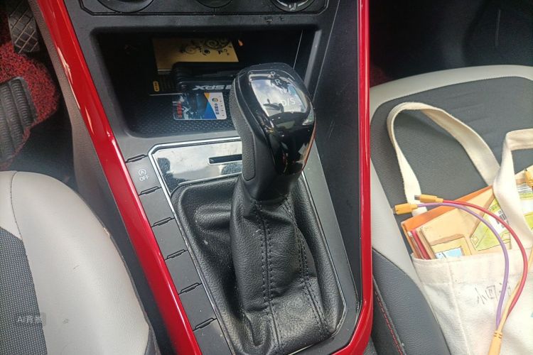 Volkswagen Polo 2019 #16 Volkswagen Polo 2019 car image #16