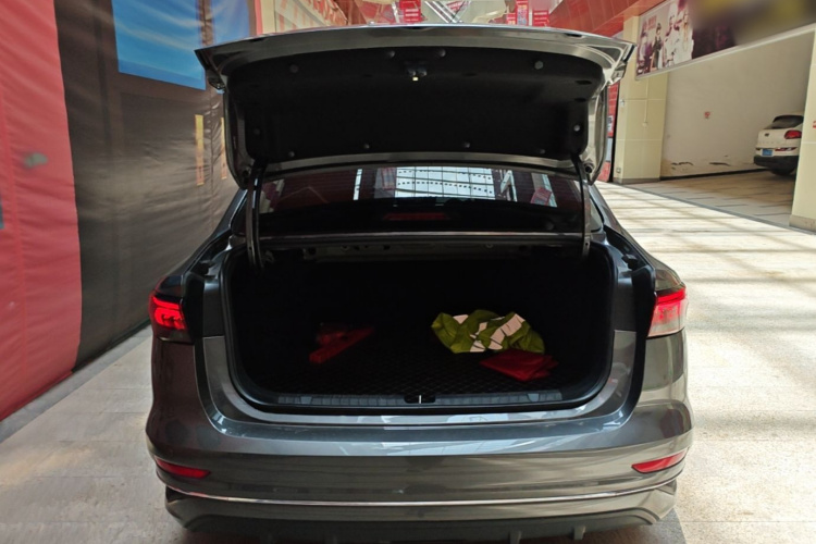 GEELY Emgrand 2022 car image #19