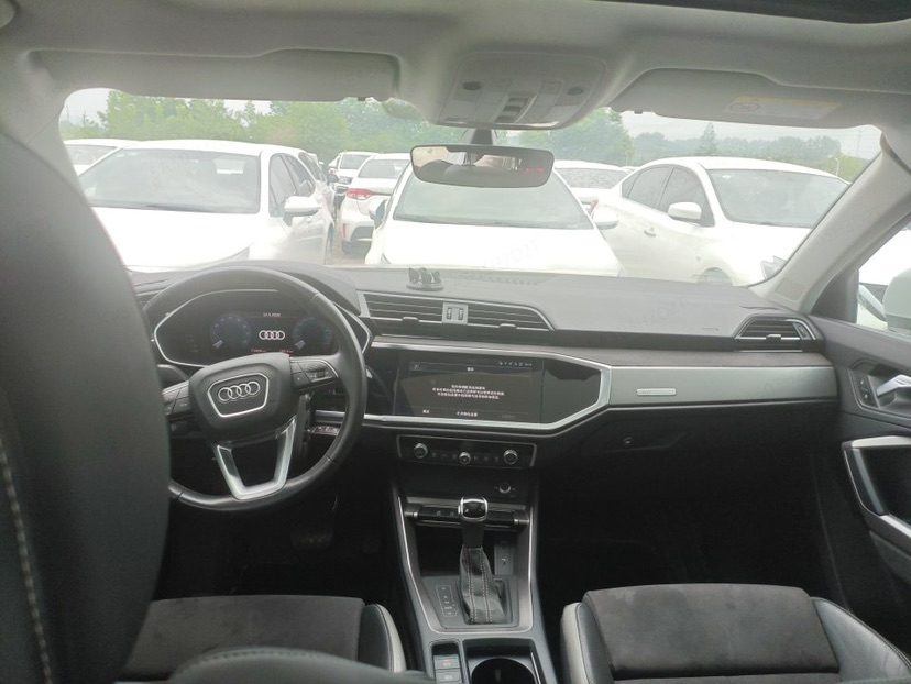 Audi Q3 2023 #4 Audi Q3 2023 car image #4