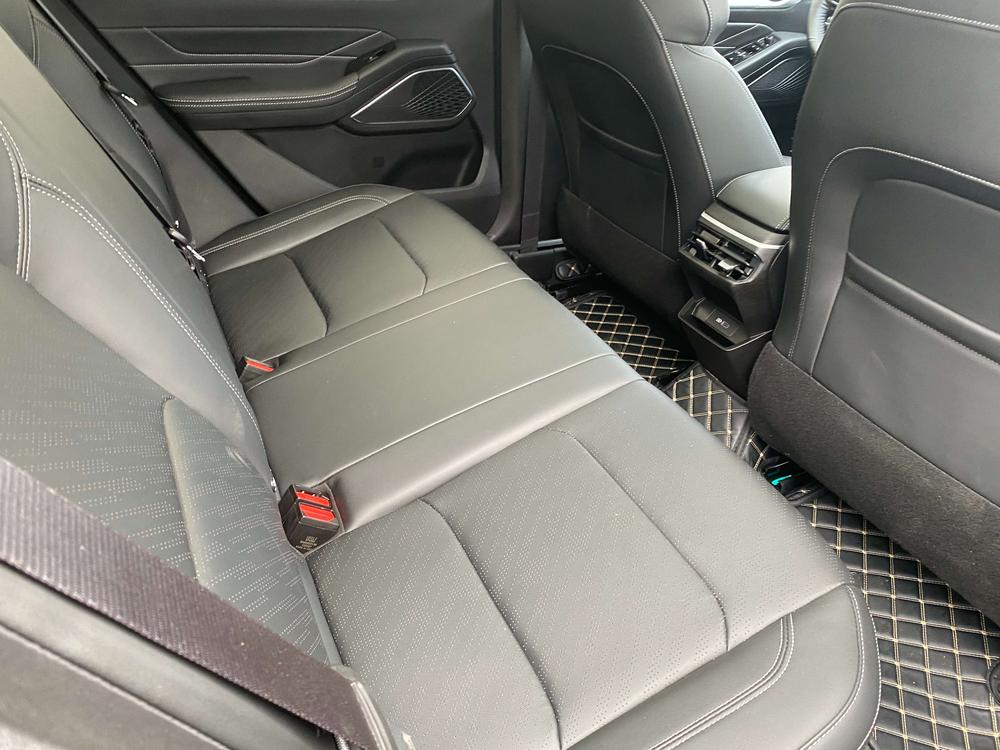 GEELY Emgrand 2023 #20 GEELY Emgrand 2023 car image #20
