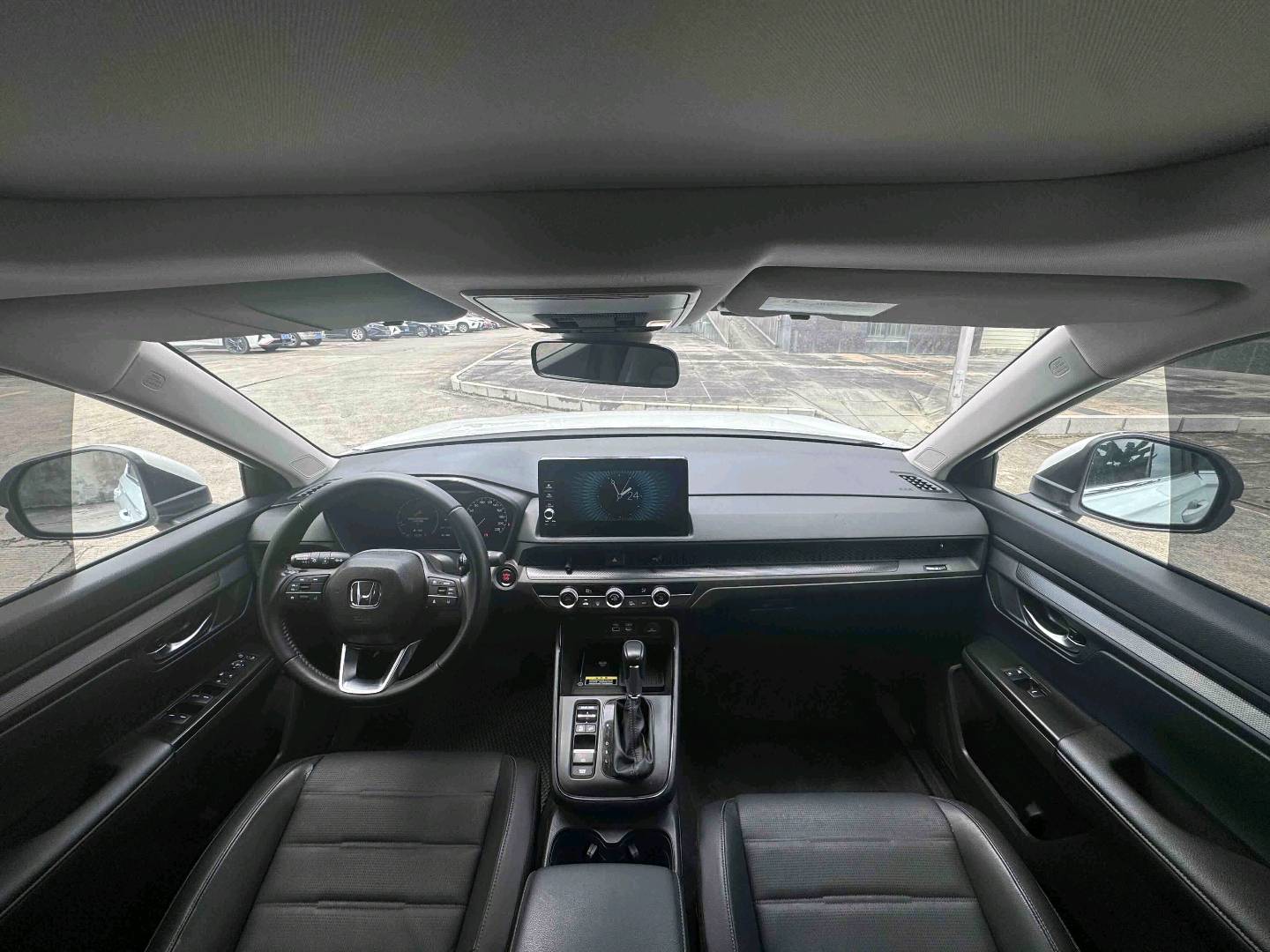 Honda CR-V 2023 car image #7
