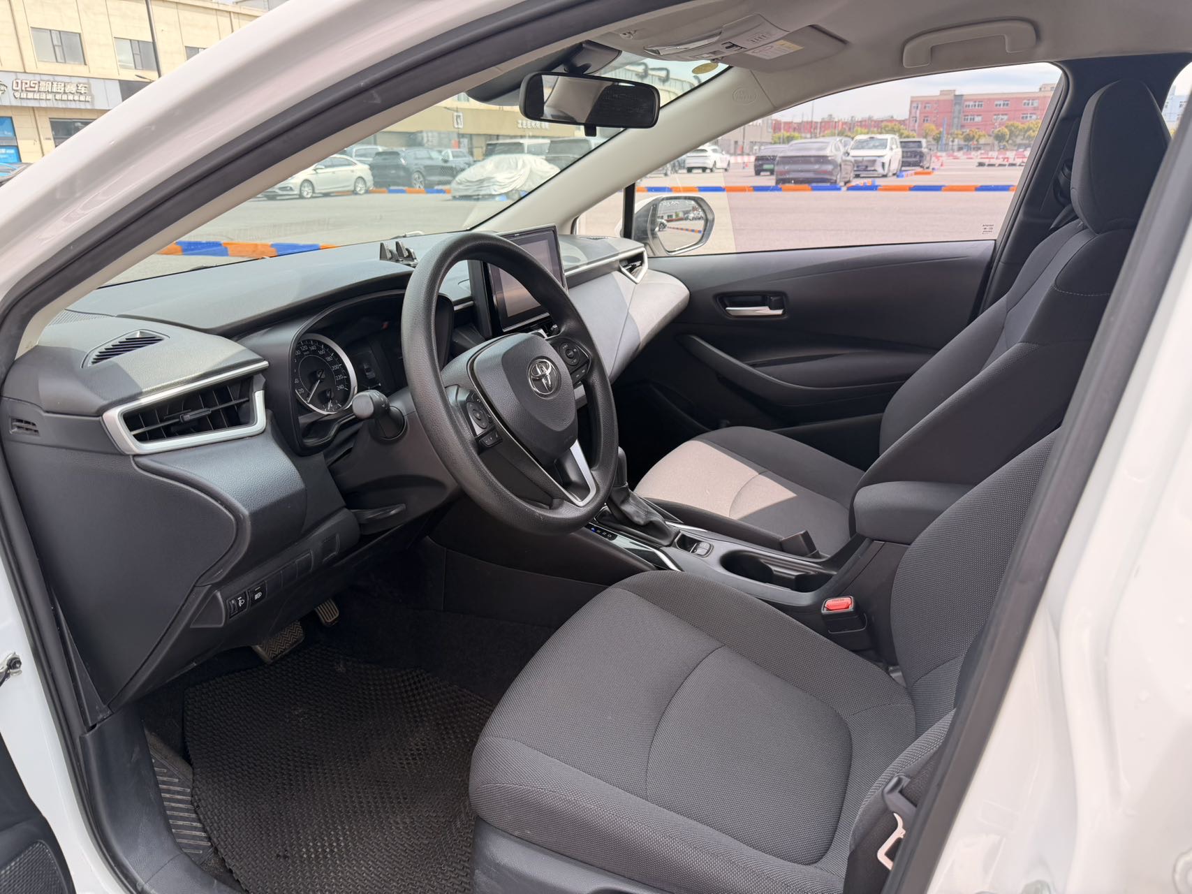 丰田 卡罗拉 2023 汽车图片 #8