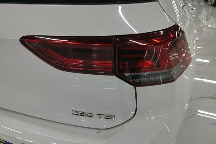 Volkswagen Golf 2022 صورة سيارة #8