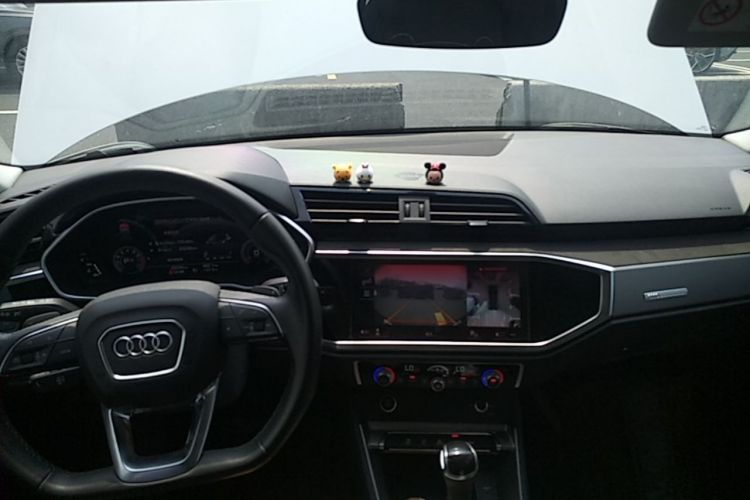 Audi Q3 2023 #13 Audi Q3 2023 car image #13