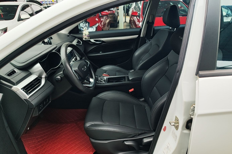 GEELY Emgrand 2020 car image #15