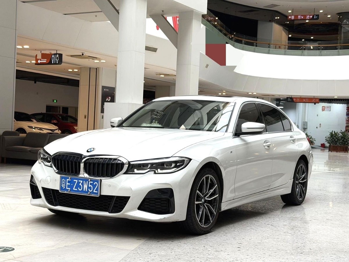 BMW 3 Series 2022 BMW 3 Series 2022 car image