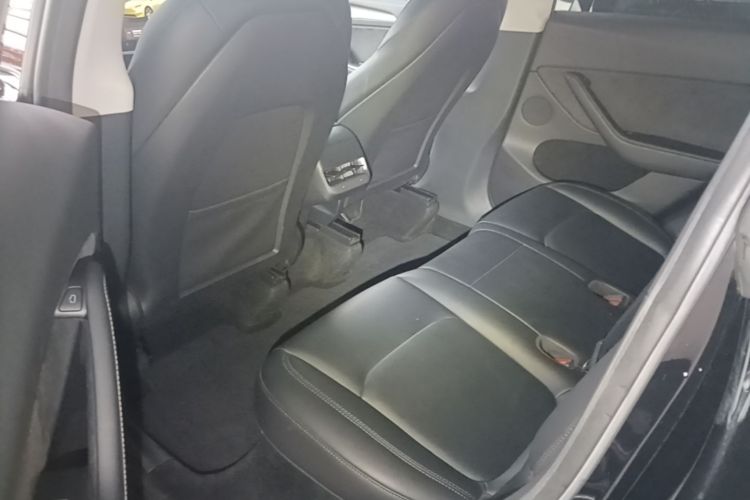 Tesla Model Y 2023 #17 Tesla Model Y 2023 car image #17