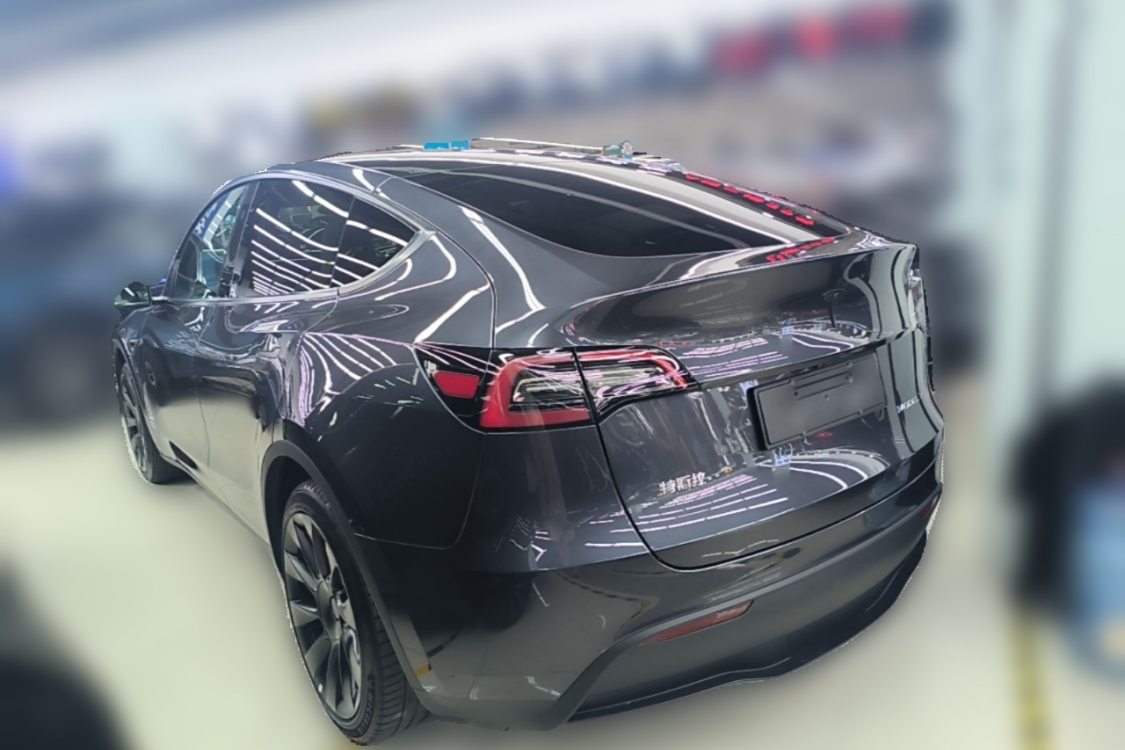 Tesla Model Y 2024 #3 Tesla Model Y 2024 car image #3