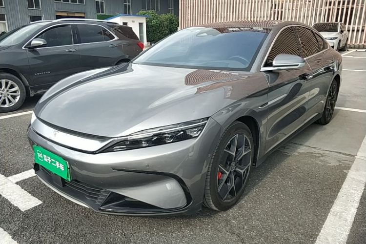 BYD Han 2023 car image #2