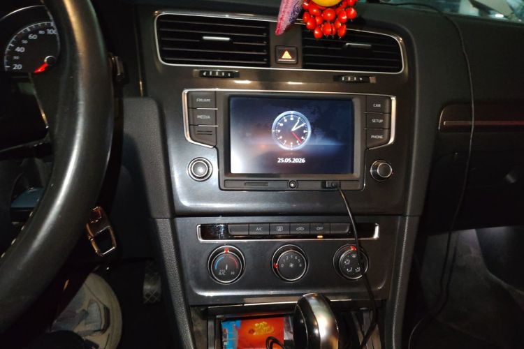 Volkswagen Golf 2017 #13 Volkswagen Golf 2017 car image #13