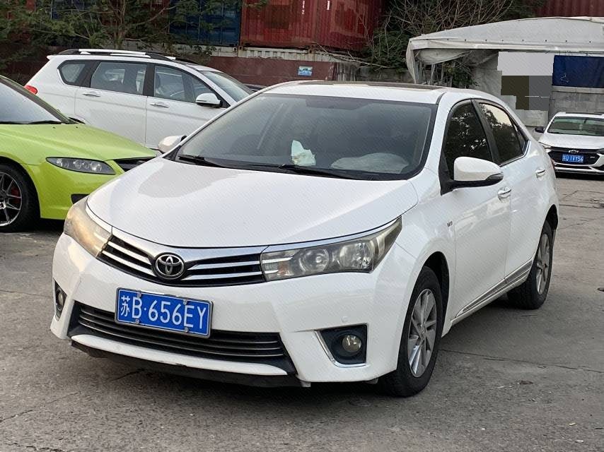 Toyota Corolla 2014 Toyota Corolla 2014 صورة سيارة