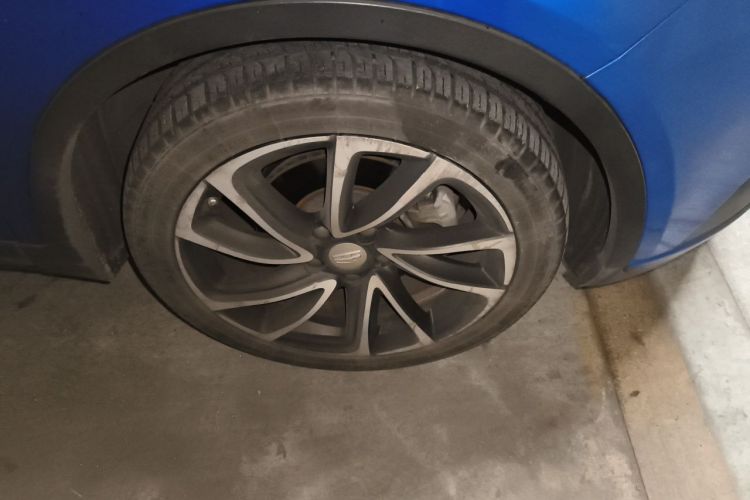 GEELY Emgrand GS 2017 car image #6