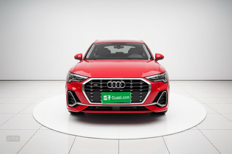 Audi Q3 2021 car image #3