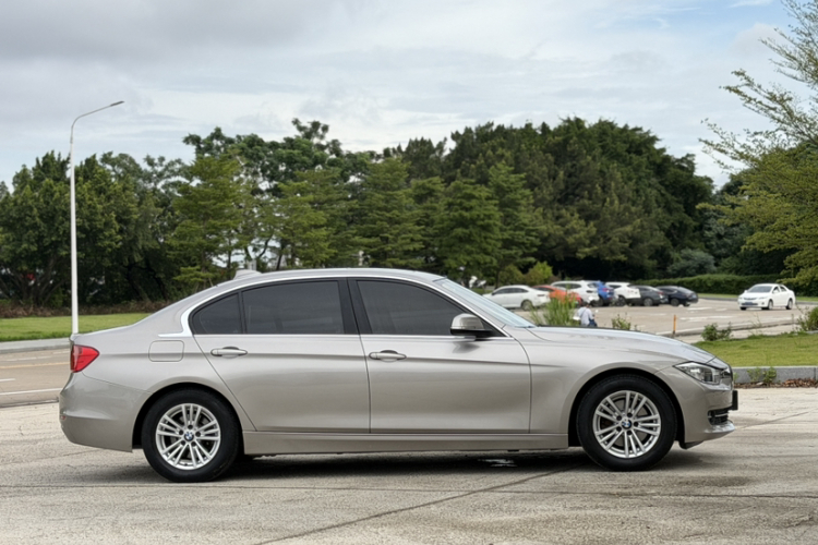 BMW 3 Series 2015 #10 BMW 3 Series 2015 car image #10