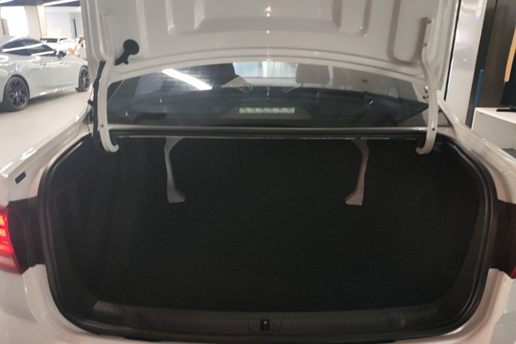 Volkswagen Lavida 2017 car image #19
