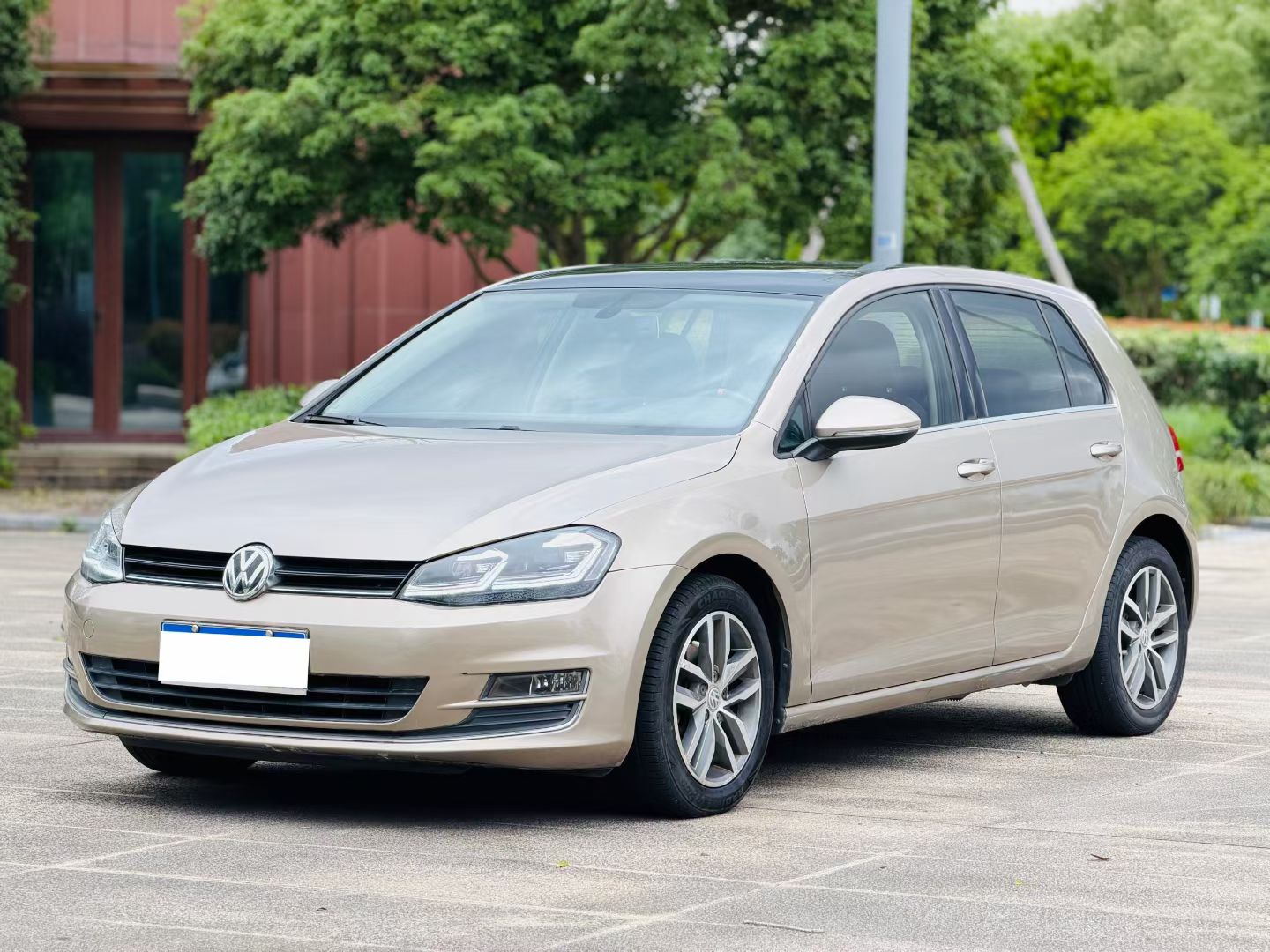 Volkswagen Golf 2016 Volkswagen Golf 2016 car image