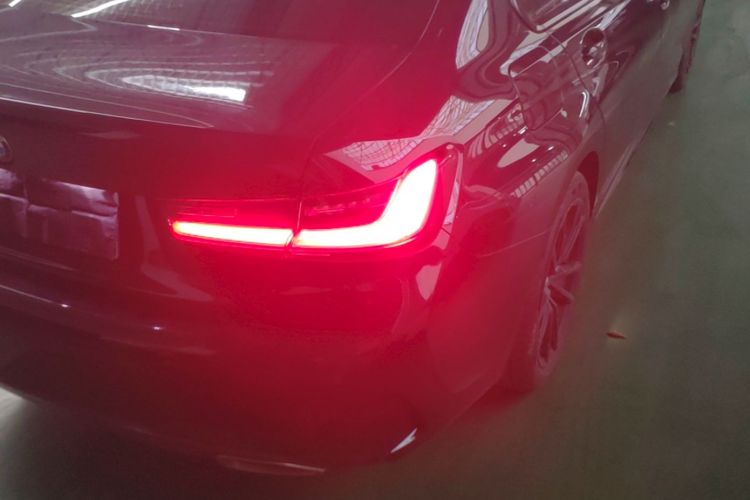 BMW 3 Series 2022 car image #8