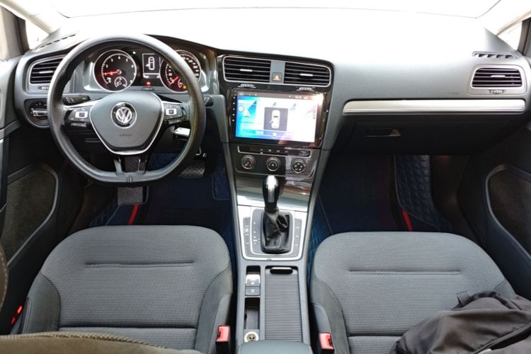 Volkswagen Golf 2019 #10 Volkswagen Golf 2019 car image #10