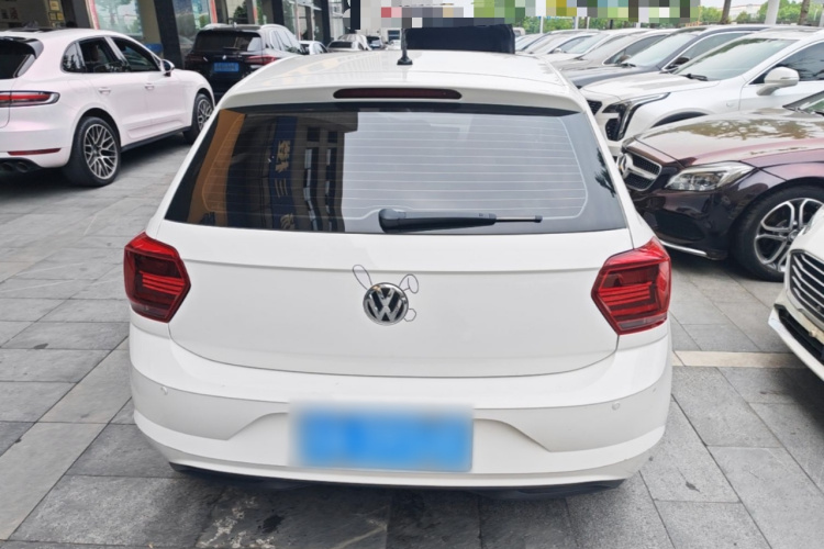 Volkswagen Polo 2021 car image #6