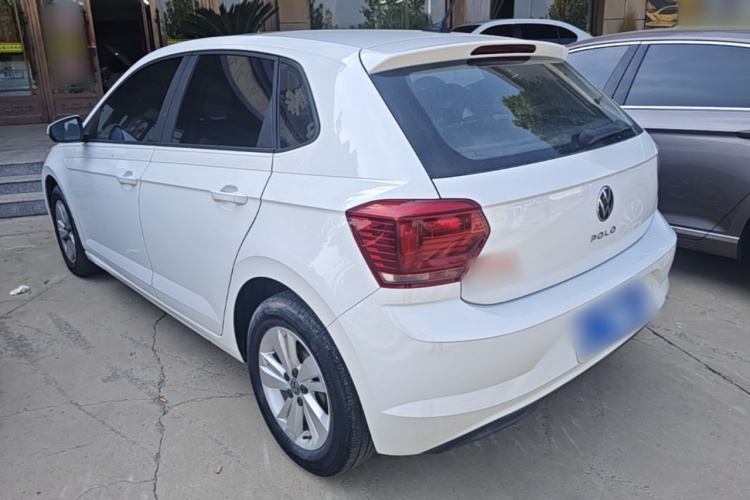 Volkswagen Polo 2021 car image #5