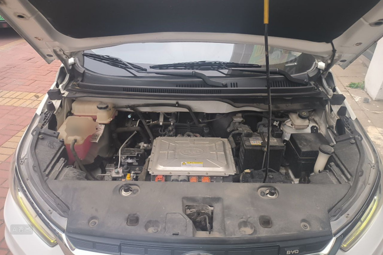 BYD Yuan New Energy 2019 #22 BYD Yuan New Energy 2019 car image #22