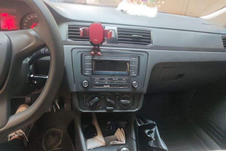 Volkswagen Santana 2017 #15 Volkswagen Santana 2017 car image #15