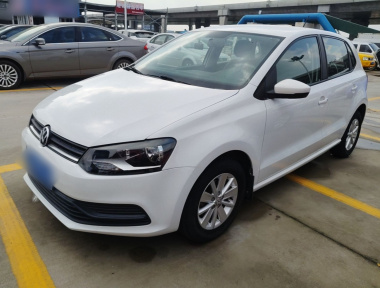 Volkswagen Polo 2017 Volkswagen Polo 2017 car image