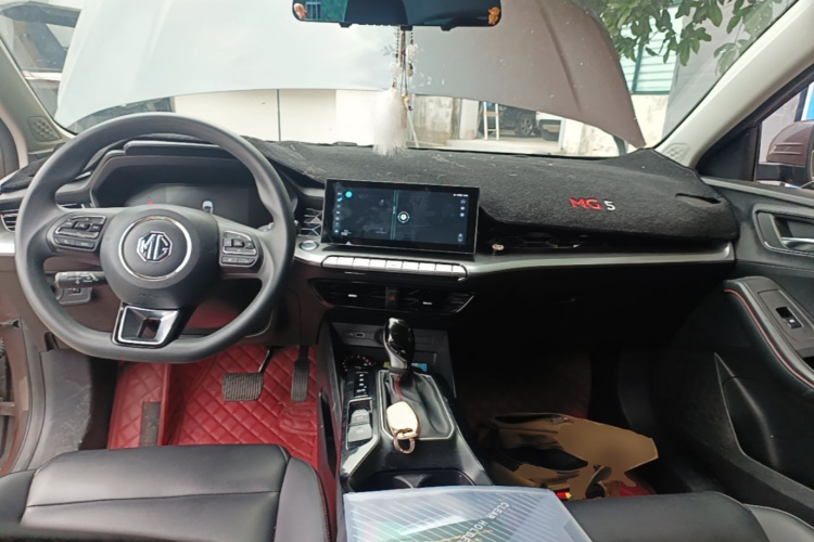 MG 5 2022 immagine di auto #10