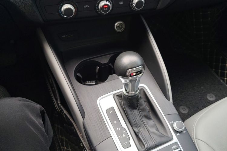 Audi A3 2019 #14 Audi A3 2019 car image #14
