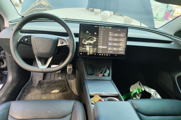 Tesla Model 3 2024 #10 Tesla Model 3 2024 car image #10