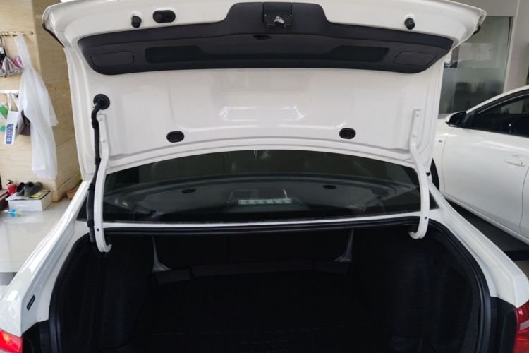 Volkswagen Lavida 2015 #19 Volkswagen Lavida 2015 car image #19