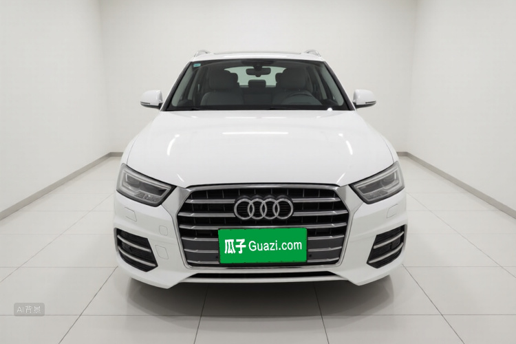 Audi Q3 2018 car image #3