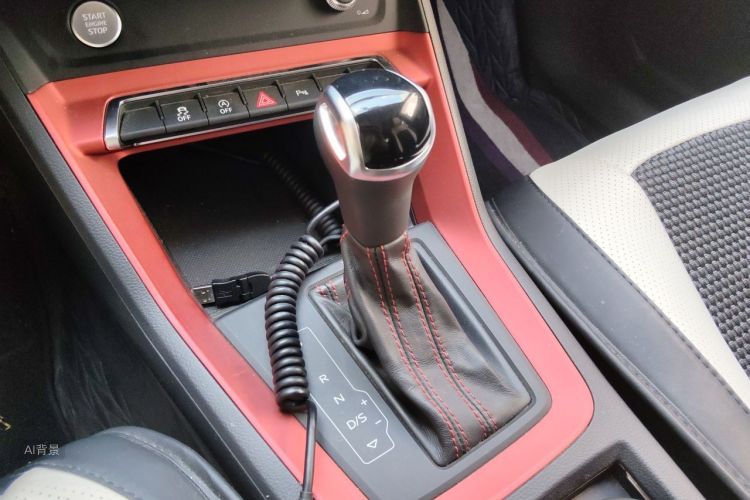 Audi Q3 2019 #16 Audi Q3 2019 car image #16