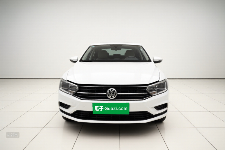 Volkswagen Bora 2017 car image #3