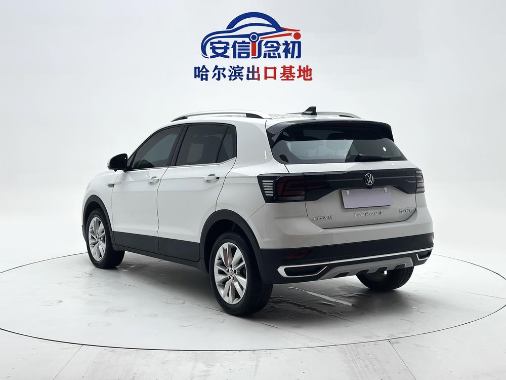 Volkswagen T-Cross 2023 immagine di auto #5