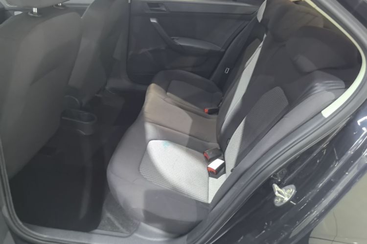 Volkswagen Santana 2021 immagine di auto #17