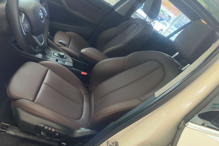 BMW X1 2020 car image #15