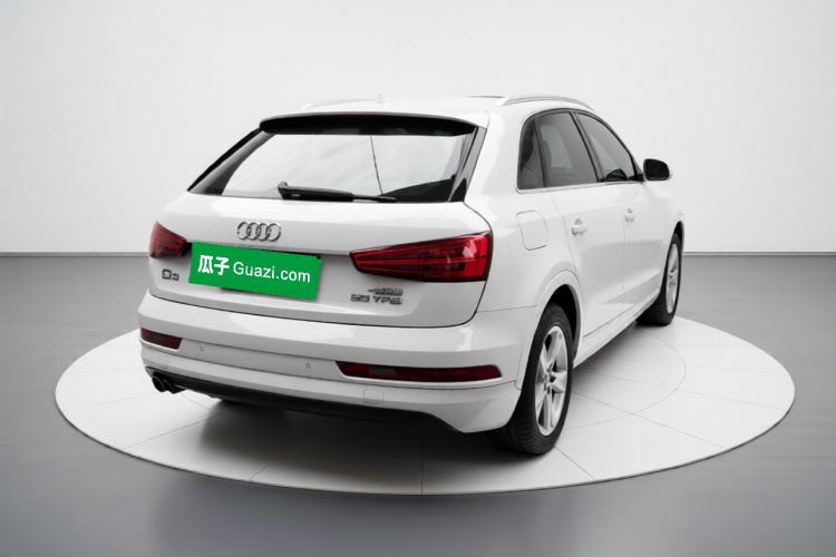 Audi Q3 2016 immagine di auto #7