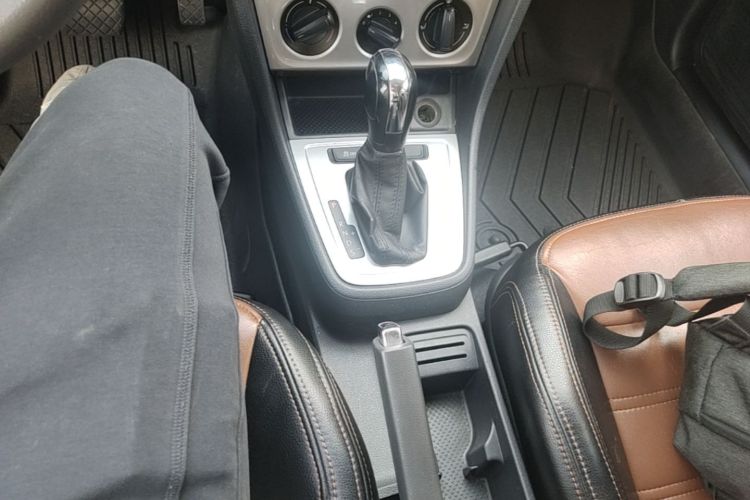Volkswagen Lavida 2016 car image #14