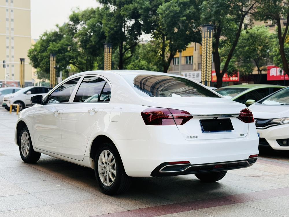 GEELY Emgrand 2020 #4 GEELY Emgrand 2020 immagine di auto #4