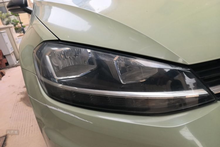 Volkswagen Golf 2018 car image #8